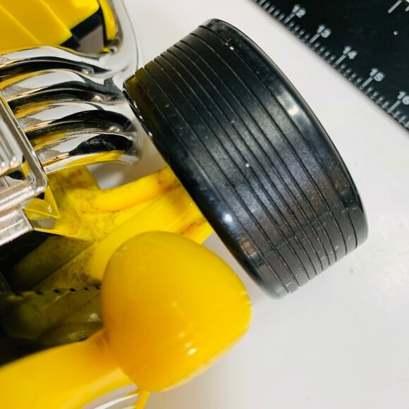 M&M Hot Rod Car Candy Dispenser Collectible Toy Retro Kids Bedroom Decor Vintage - Picture 16 of 16